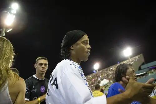 场国家队比 场国家队比