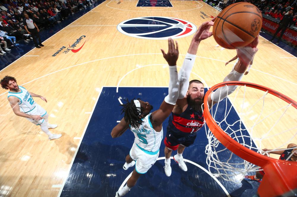 首次打破世 首次打破世