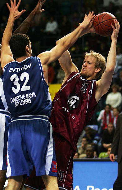 探讨巴塞罗 探讨巴塞罗