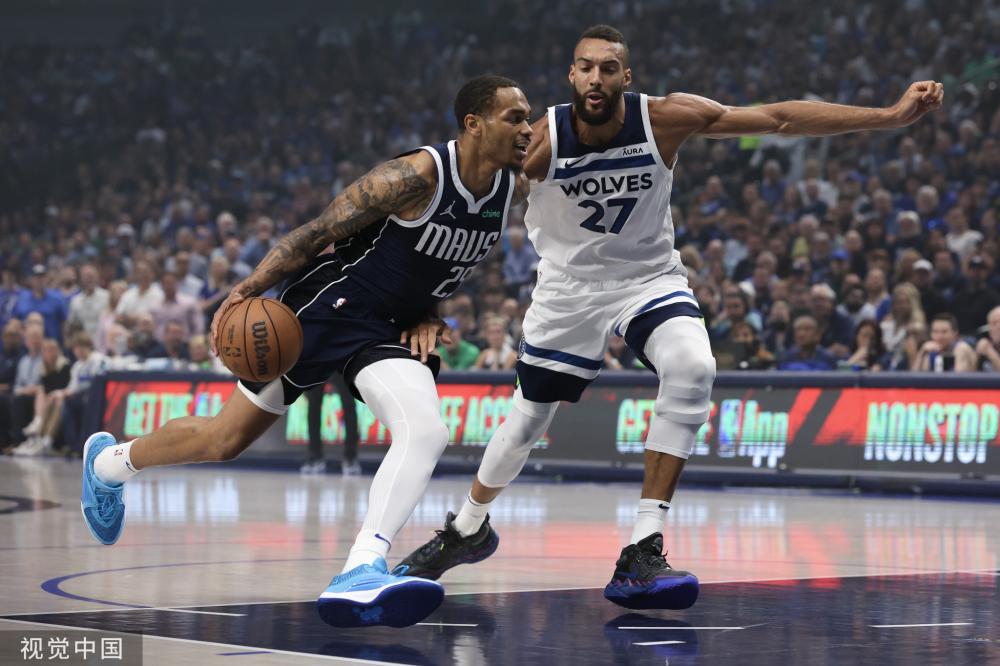 蒂正在利用 蒂正在利用