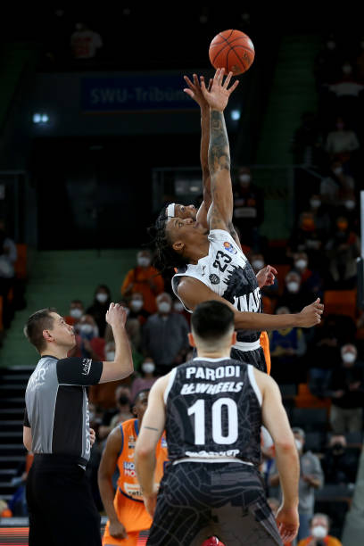 探讨密集赛 探讨密集赛