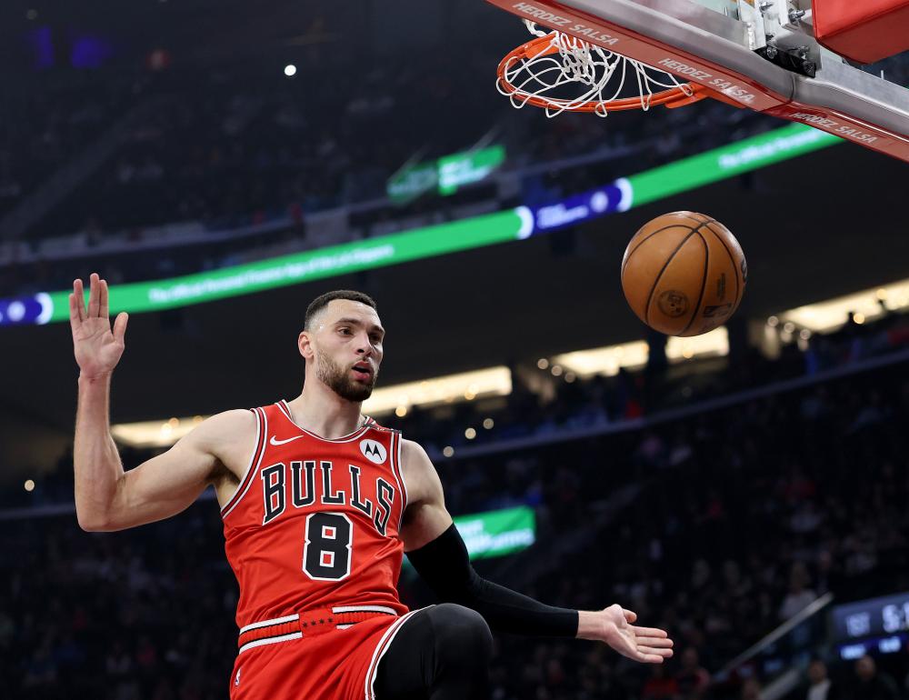 CSGO蘑菇高清画面：专业玩家是如何压制敌人的？